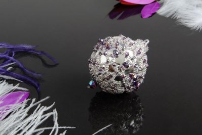 Ялинкова іграшка ручної роботи "Кулька сріблясто-фіолетова" 1528 фото