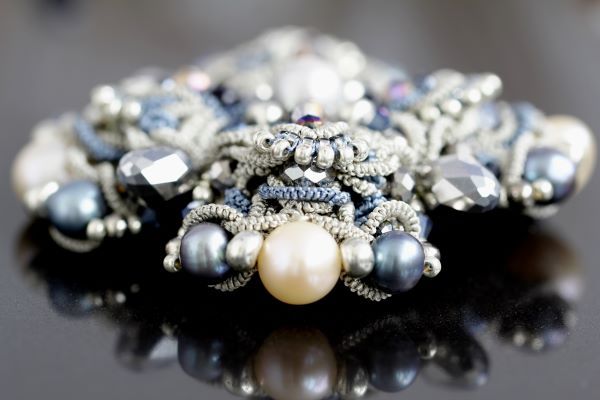 Брошка-орден мереживна з перлами "Аніта" 1073 фото