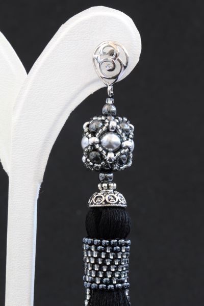 Сережки-китіці чорні з перлами "Бароко" 1311 фото