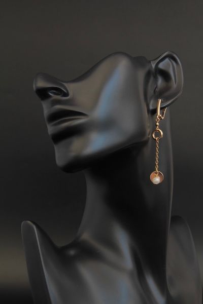 Сережки асиметричні позолочені з перлами і перламутром "Селін" Ручна робота 2436156 фото