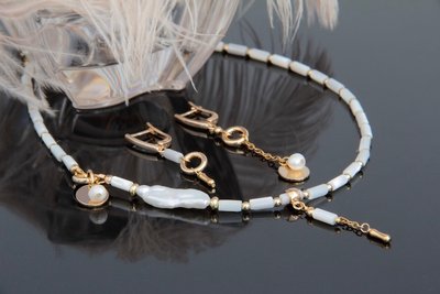 Комплект набір біжутерії позолота з перлами та перламутром "Селін" 2436154 фото