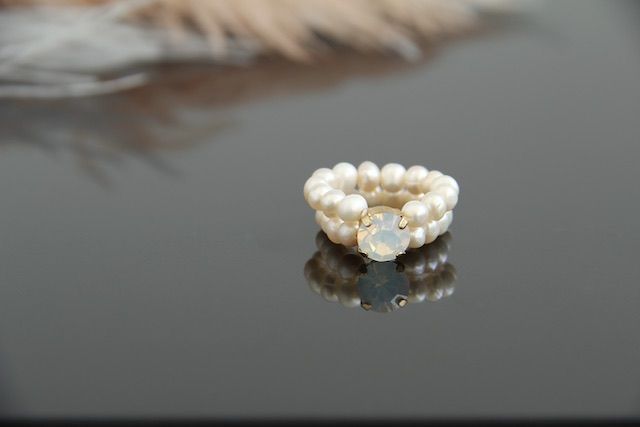 Каблучка з натуральних перлів з кристалом "Маркіза" 1131 фото