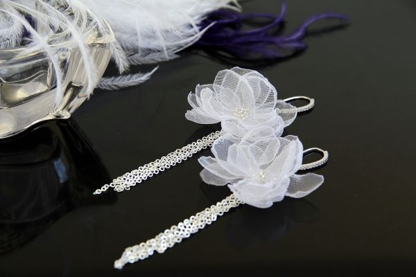 Сережки-квіти з органзи "Білий Гібіскус" 1009 фото